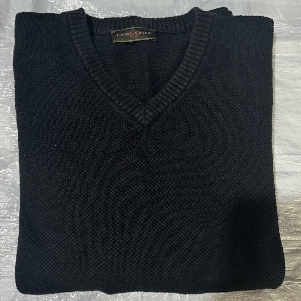 JOSEPH ABBOUD MENS 100% COTTON V- NECK SWEATER